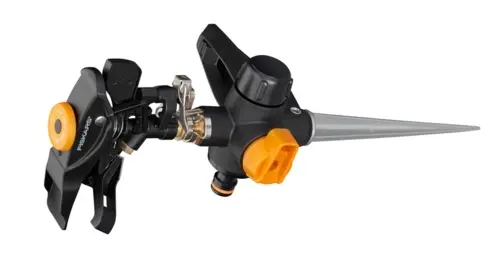 FISKARS Pulzáló leszúrható esőztető Be/Ki funkcióval