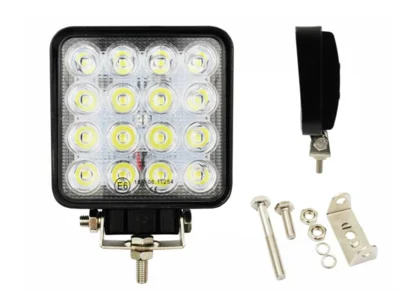 MUNKALÁMPA 16LED   48W KOCKA